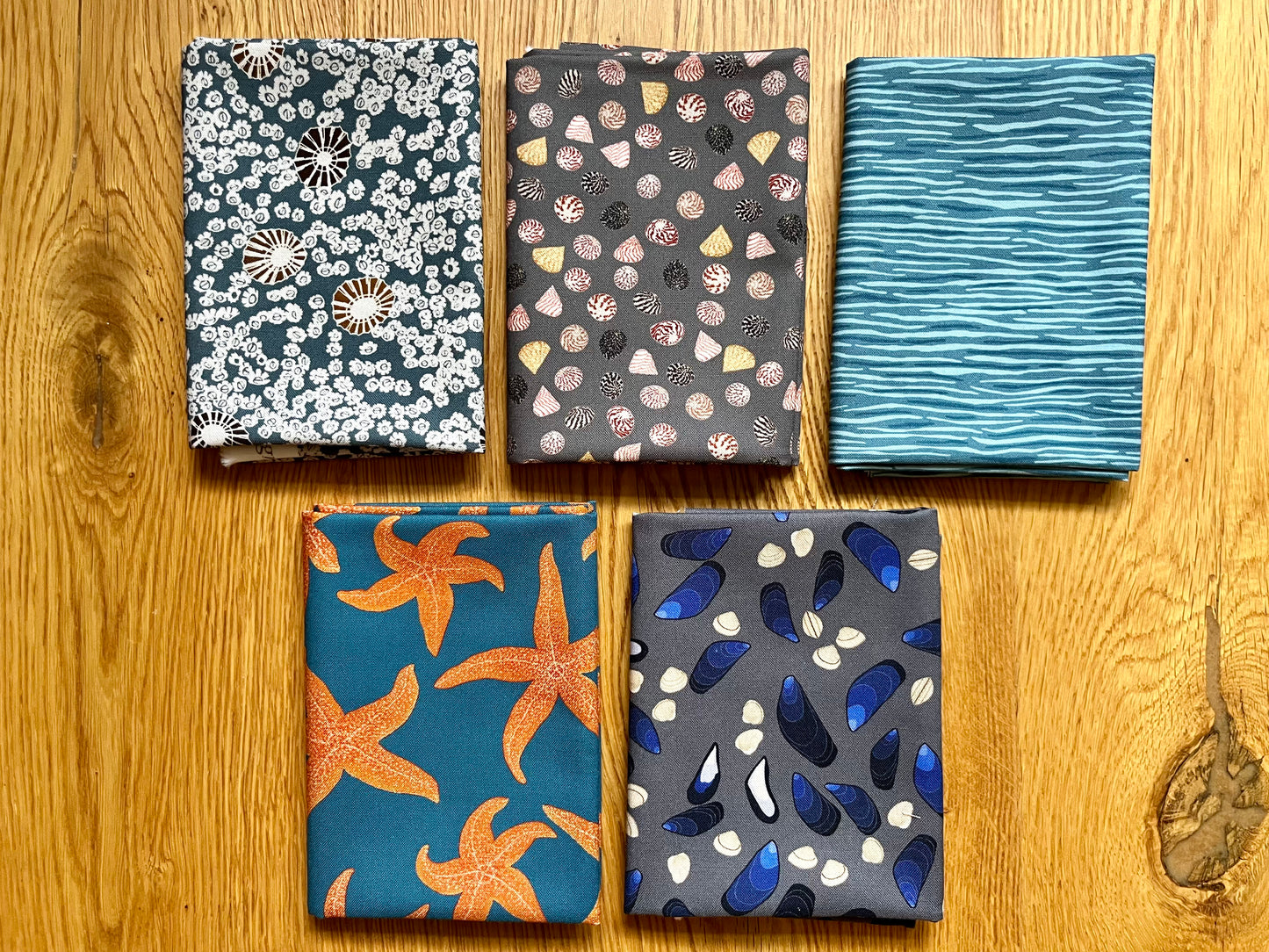 Seashore fat quarter bundle 4, 5 designs, blue and grey