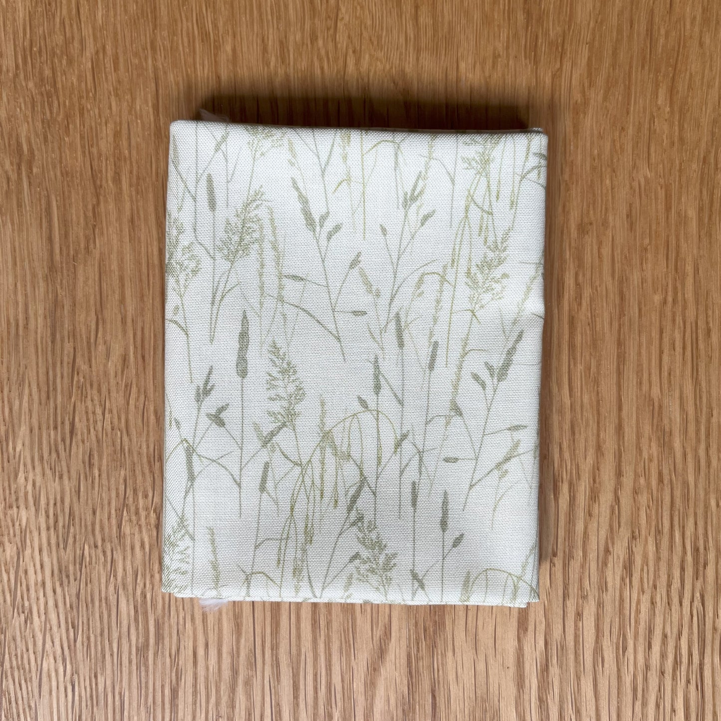 Meadow grass fat quarter